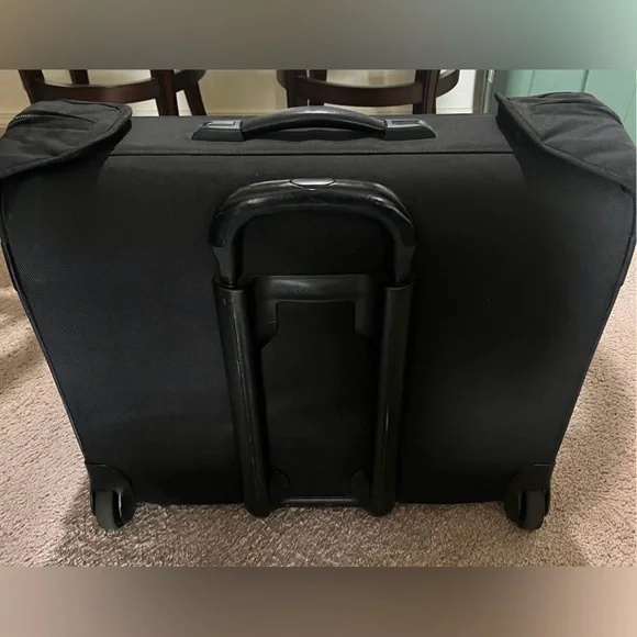 BRIGGS & RILEY BASELINE ROLLING GARMENT BAG - Picture 3 of 10